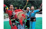 德夯大峽谷 一、二、三代苗鼓王同臺(tái)獻(xiàn)藝